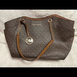 Micheal kors like new